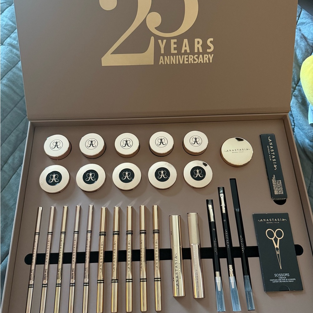 Anastasia Beverly Hills 25th Anniversary Collection